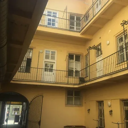 Mira 9 * Bratislava